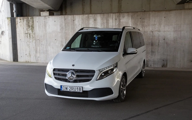 Mercedes-Benz Klasa V cena 219000 przebieg: 148000, rok produkcji 2019 z Wrocław małe 781